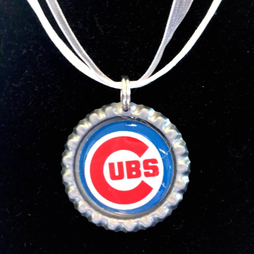 Chicago CUBS Handmade Baseball Necklace *NEW*
